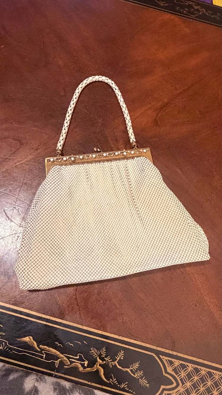 Vintage Cream Mesh Evening Bag With Rhinestone Frame
